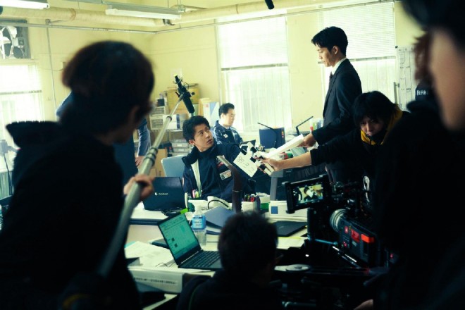 Behind-the-scenes of the film FRONTLINE (in theaters June 13), which realistically recreates the COVID-19 outbreak aboard the Diamond Princess.